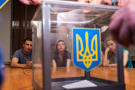 В Харькове три партии преодолевают 5% ба…