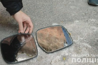 В Одессе двое мужчин воровали зеркала с…