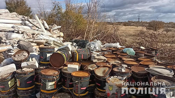 Під Запоріжжям знайшли звалище небезпечн…