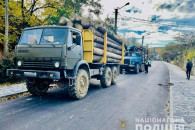 На Прикарпатті затримали кілька вантажів…