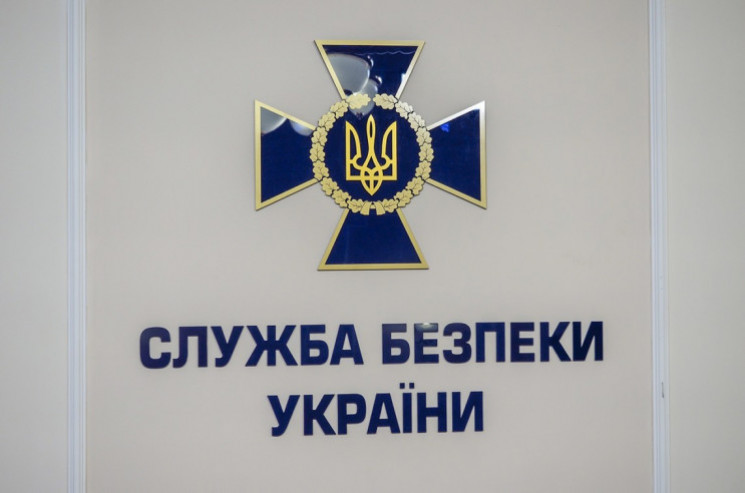 В Харькове бывшие милиционеры сливали аг…