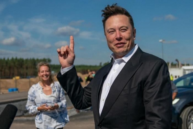 Маск готовий продати акції Tesla, якщо ц…