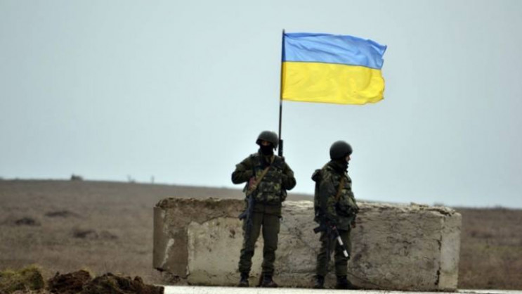 На Донбассе трое украинских бойцов были…