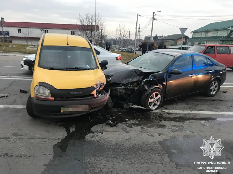 Аварія на перехресті: В Івано-Франківськ…