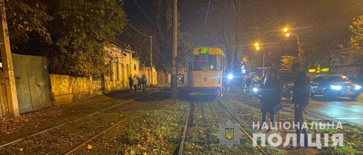 В Одесі під колесами трамвая загинув чол…