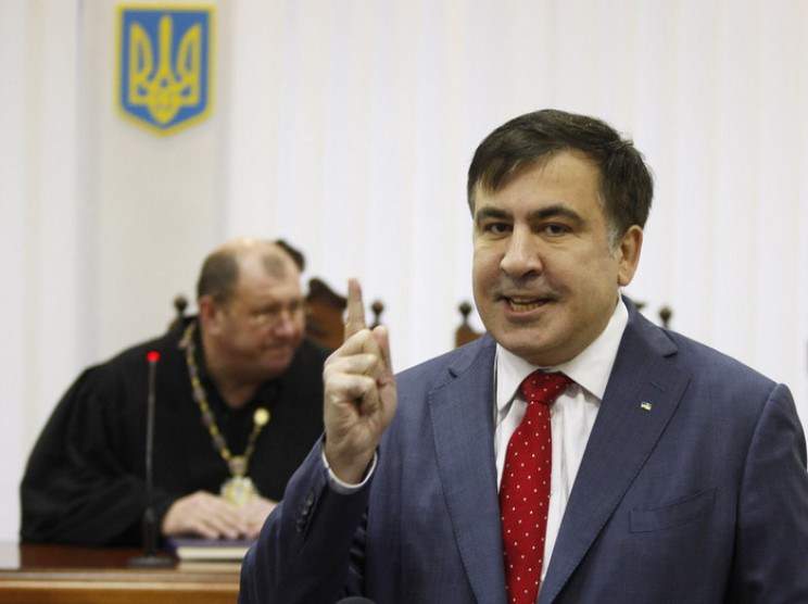 Голодающий в тюрьме Саакашвили причастил…