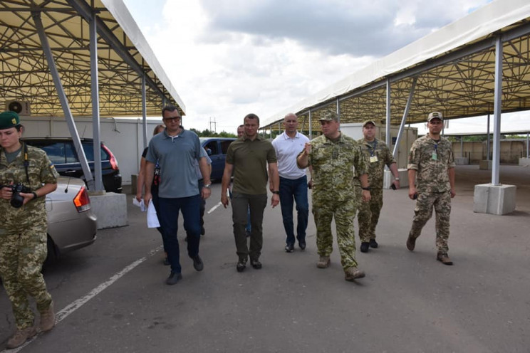 Облаштування КПВВ "Майорськ" завершуєтьс…