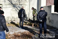 Убивство поліцейського на Луганщині: В м…