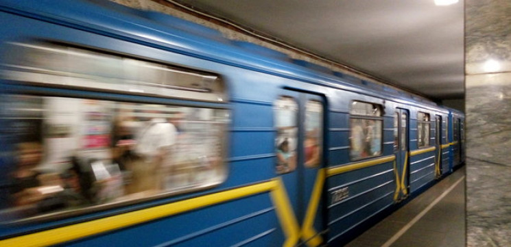 В метро Днипра эскалаторы оборудуют приб…