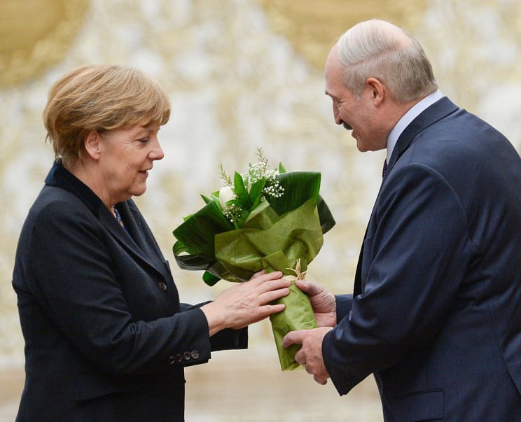 Розмова Меркель з Лукашенком: До чого пр…