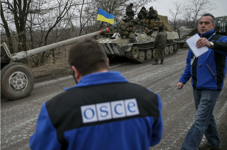 Боевики на Донбассе угрожают СММ ОБСЕ…