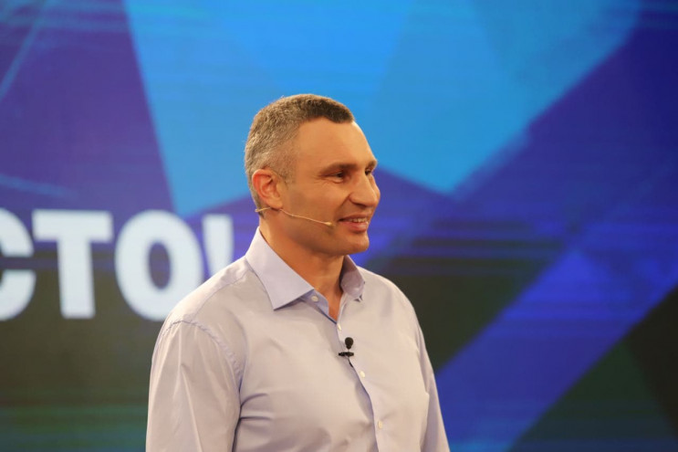 Кличко на тиждень пішов у відпустку за с…
