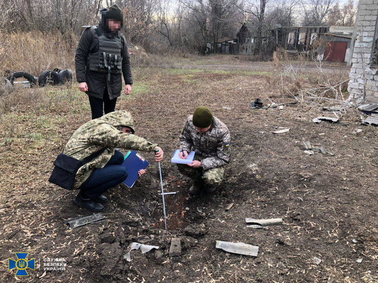 На Луганщині у дворі школи під час занят…