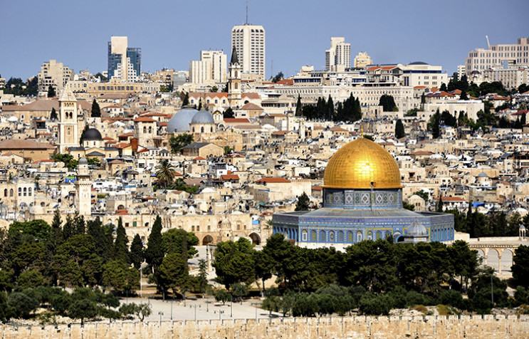Посольство в Єрусалимі: Перед яким вибор…