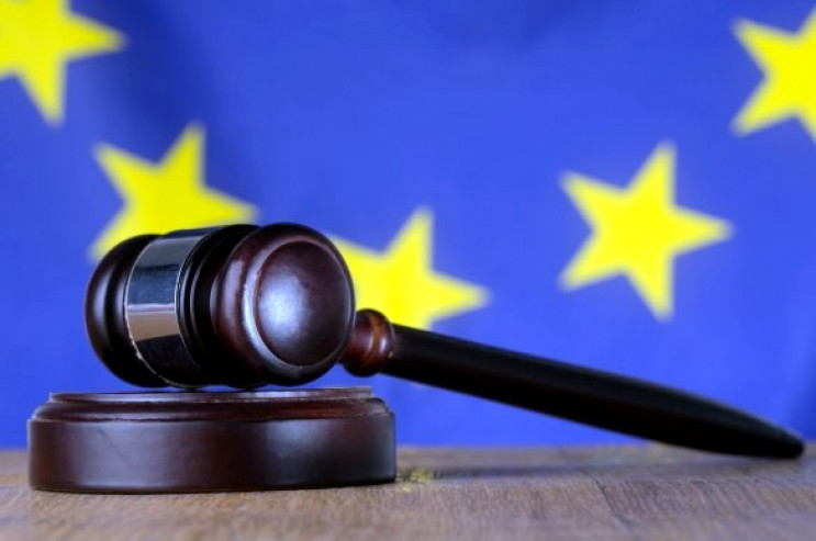 Суд ЄС таки скасував частину санкцій про…