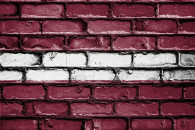 Латвия завершила строительство забора на…