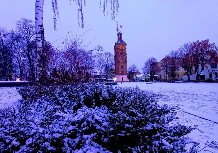 Перший день зими приніс у Вінницю сніг:…