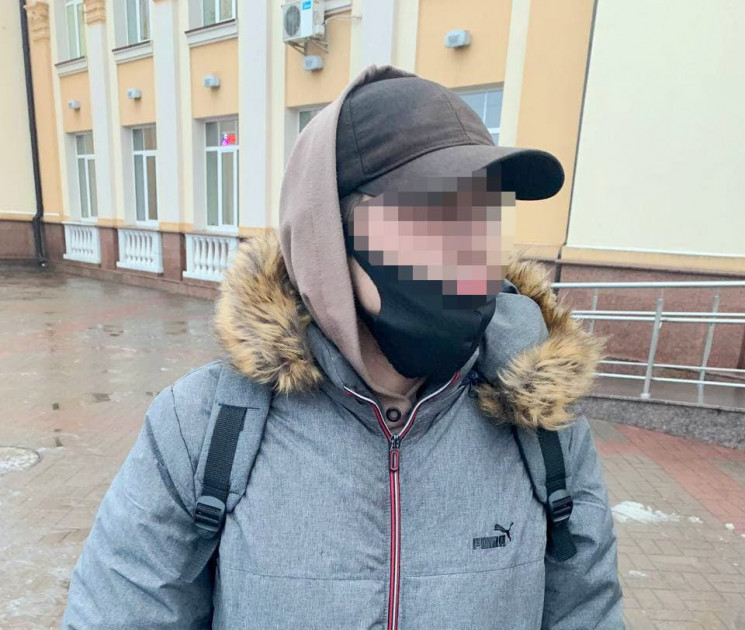 У Вінниці затримали 22-річного чоловіка,…