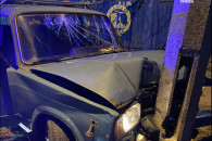 У Києві п'яний в мотлох водій втікав від…