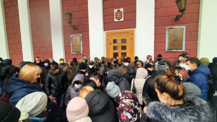 Протест под Одесским городским советом п…