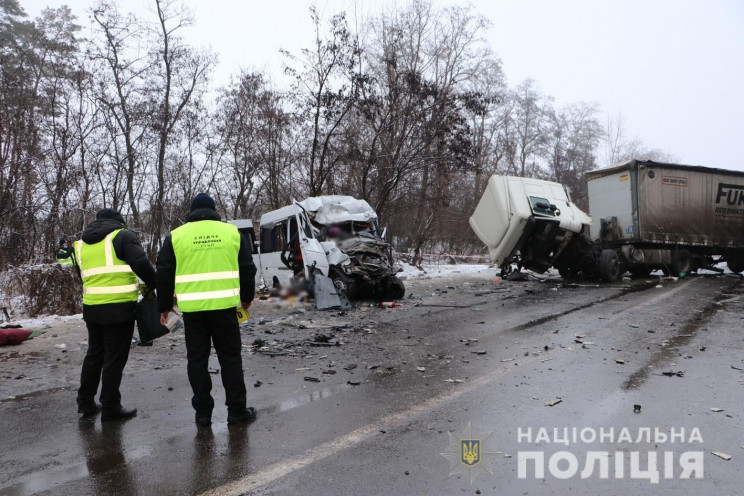 ДТП з 13 загиблими біля Чернігова: Поліц…