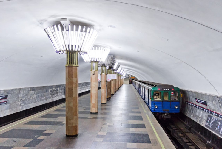 У Харкові в тунель метро потрапив невідо…
