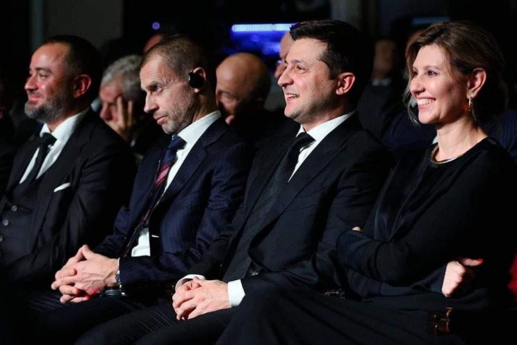 Президент Украины с супругой приехали ли…