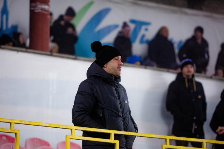 Український тренер роздуває скандал навк…
