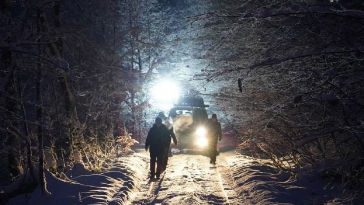 На Коломийщині поліцейські врятували лед…