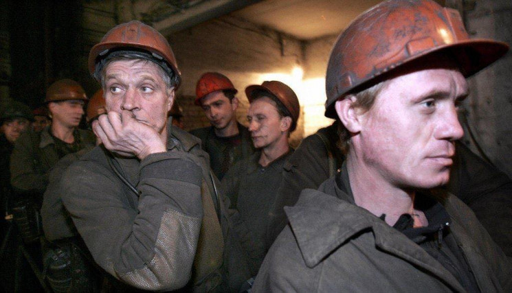 На зарплаты шахтерам обещают на этой нед…