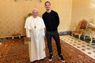 Папа Римський зустрівся з форвардом Ібра…