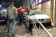 В Киеве на Оболони водитель BMW протаран…
