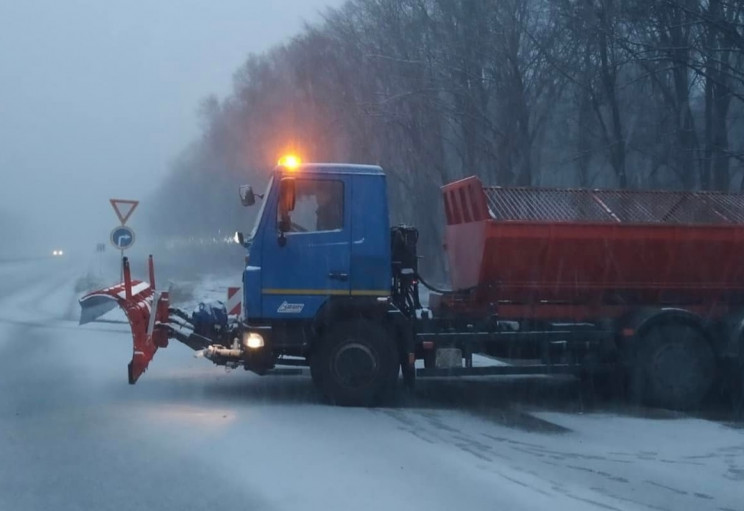 Засніжило і перемело дороги: На Хмельнич…