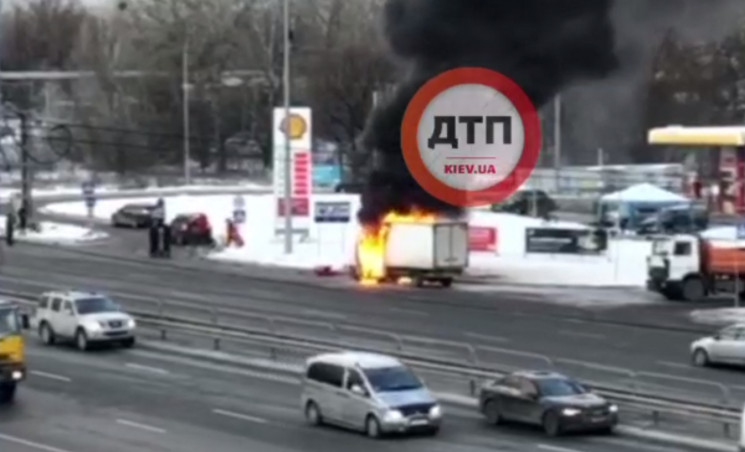 Вибухнув газ: У Києві на Столичному шосе…