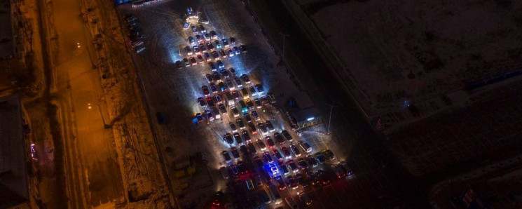 У Вінниці водії створили "автоялинку"…