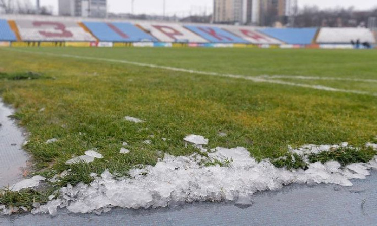 Спорный вариант: "Ингулец" выбрал стадио…