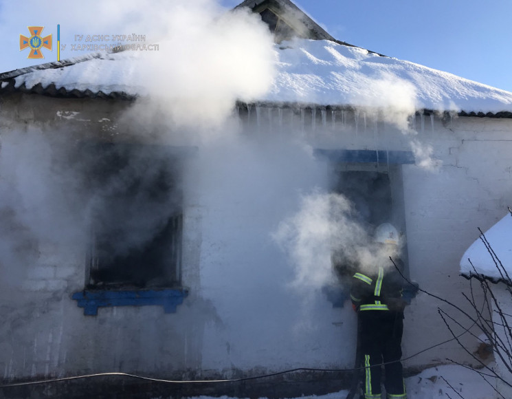 Смертельна пожежа на Харківщині: Рятувал…