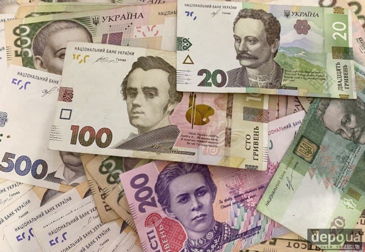 В Украине средняя зарплата достигла макс…