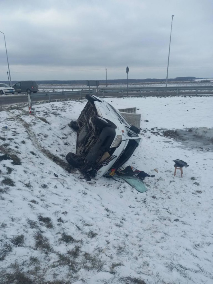 Автобус "Дрогобич-Львів" з пасажирами пе…