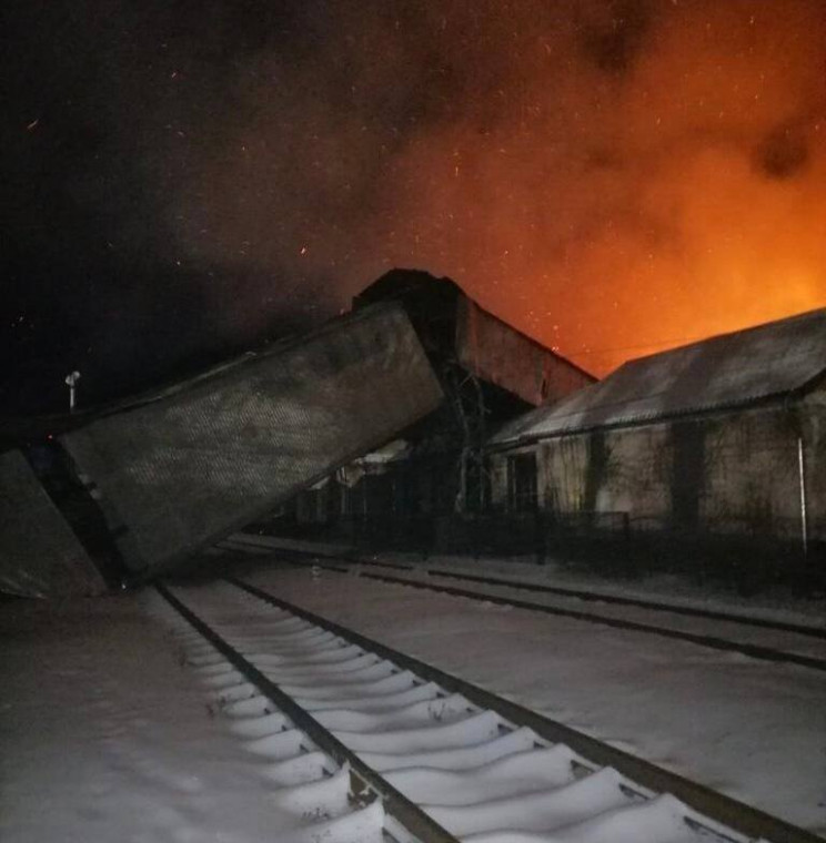 Через серйозну пожежу на хлібоприймально…