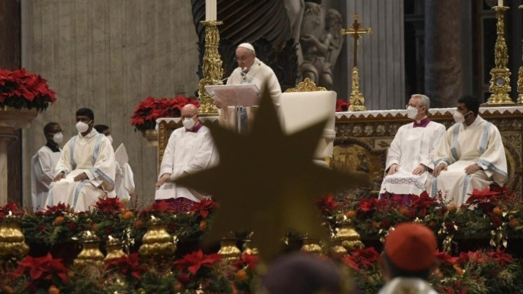 Папа римский в новогоднем послании назва…