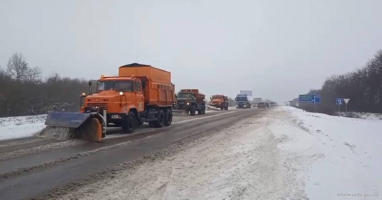 Снегопад в Харьковской области: ОГА сооб…