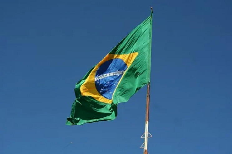 У Бразилії госпіталізували президента-ан…