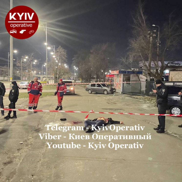 Вбили ножем в серце: У Києві на Троєщині…