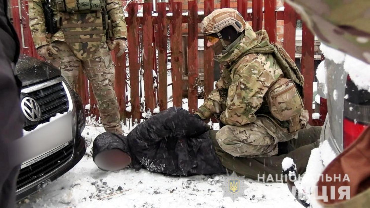 У Вінниці "на гарячому" затримали продав…