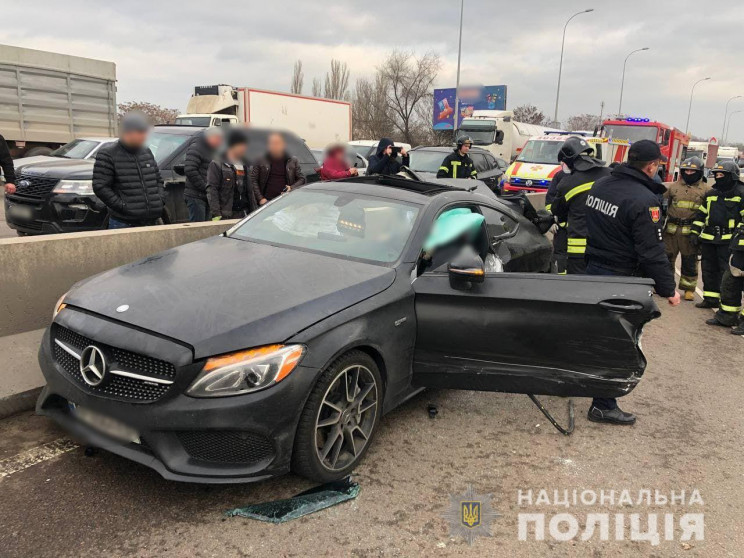 На трассе Киев – Одесса в ДТП погибла же…