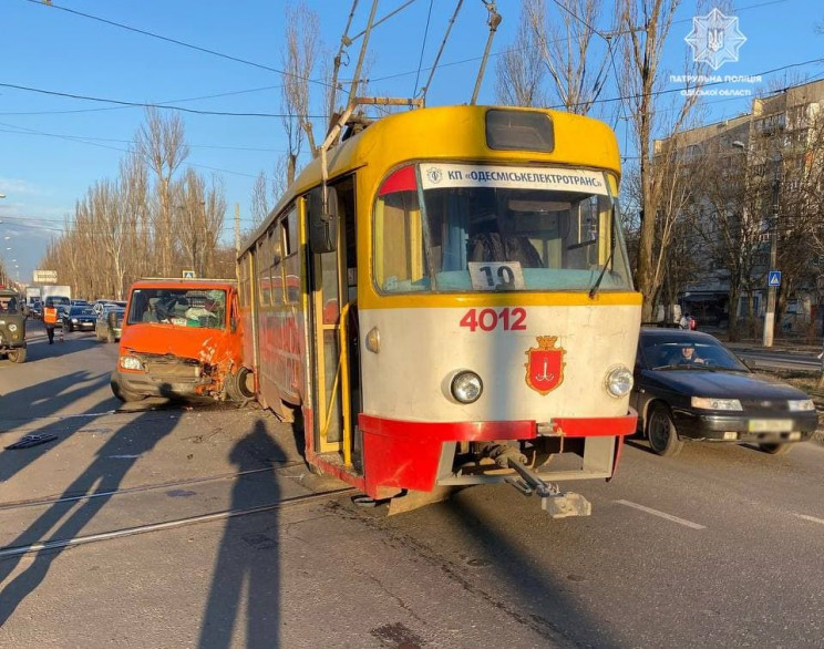В Одесі сталася ДТП – зіткнулися трамвай…