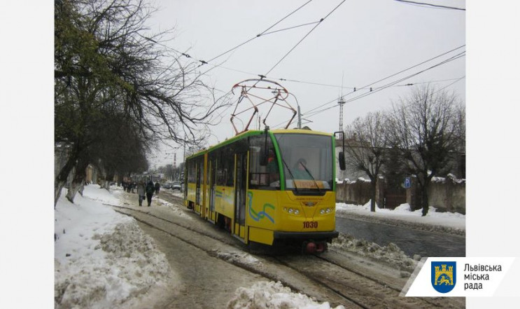 У Львові спалахнув трамвай…