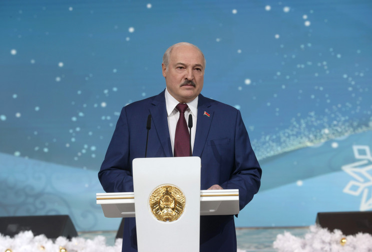 Лукашенко заявив, що перехворів на "Омік…