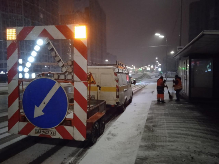 Хмарно і сніжно: У Києві сьогодні вхурде…